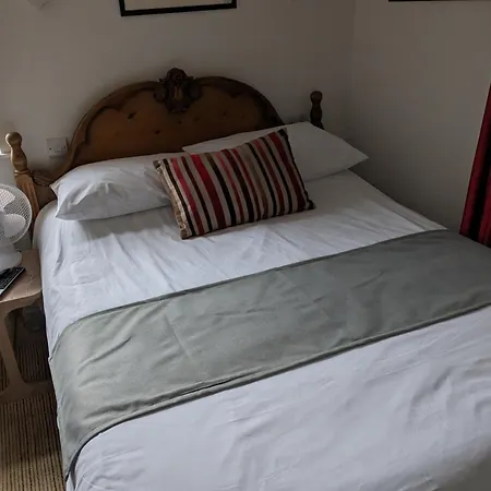 The Board - 3*