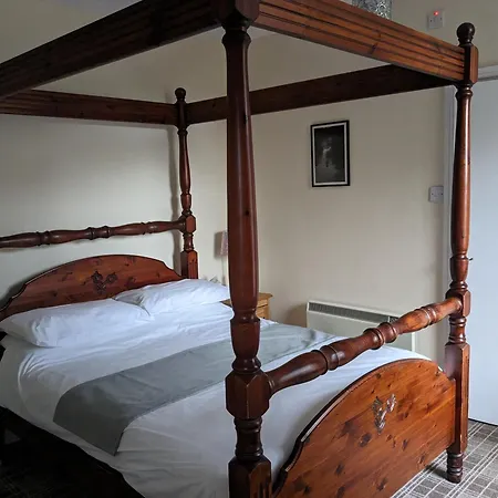 The Board - 3* Lealholm